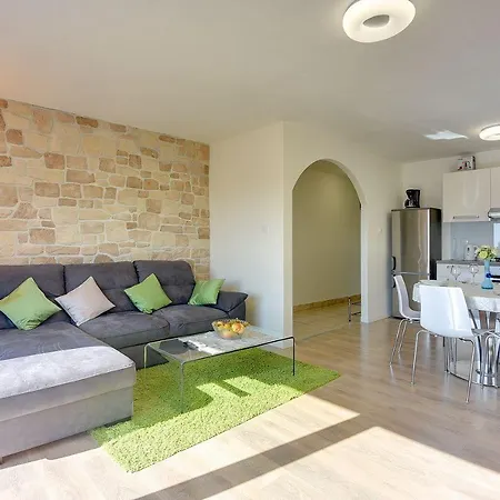 Apartment 590 Meter Zum Mit Meerblick *